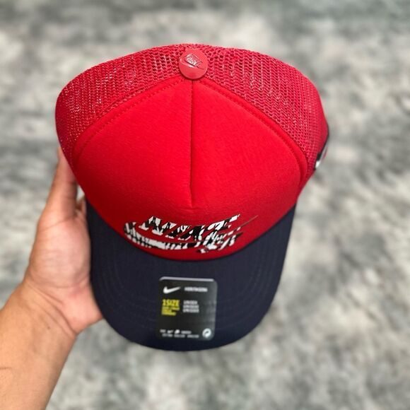 Nike Red and Black Women's Hat - Picture 2 of 4